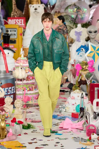 Look 51
